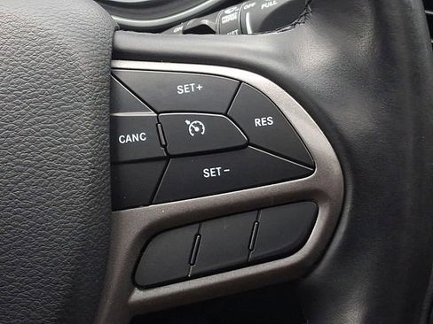 Used 2021 Jeep Cherokee Latitude Plus w/ Sun & Sound Group image 23