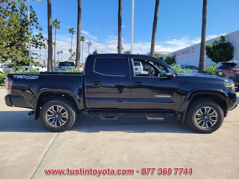 Certified 2023 Toyota Tacoma TRD Sport image 3