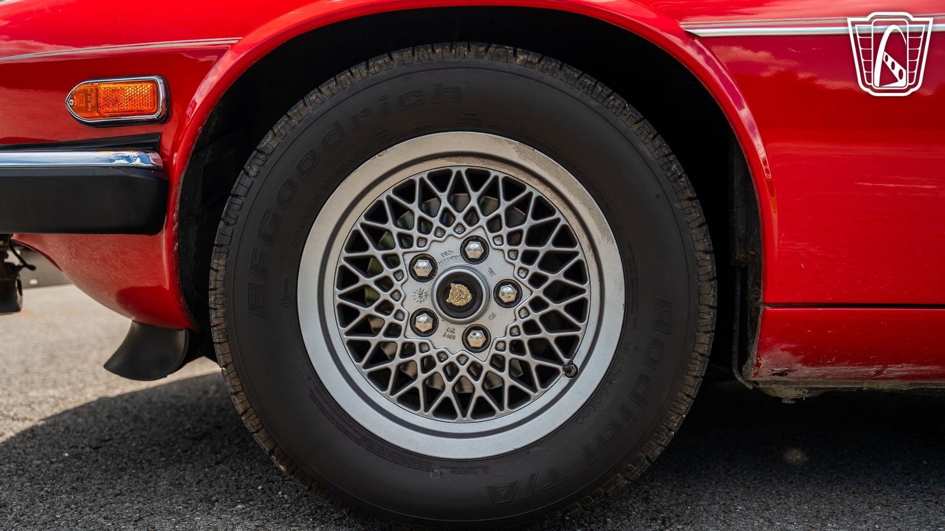 Used 1990 Jaguar XJS V12 Convertible RWD image 38