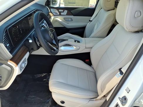 New 2026 Mercedes-Benz GLS 450 4MATIC image 13