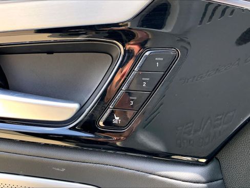 Certified 2026 Acura MDX FWD w/ Technology Package image 31