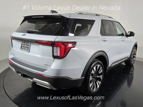 Used 2025 Ford Explorer Platinum w/ LUX Leather Package AWD/4WD image 6