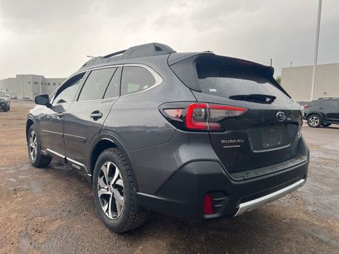 Used 2020 Subaru Outback Limited XT w/ Popular Package #2 AWD/4WD image 3
