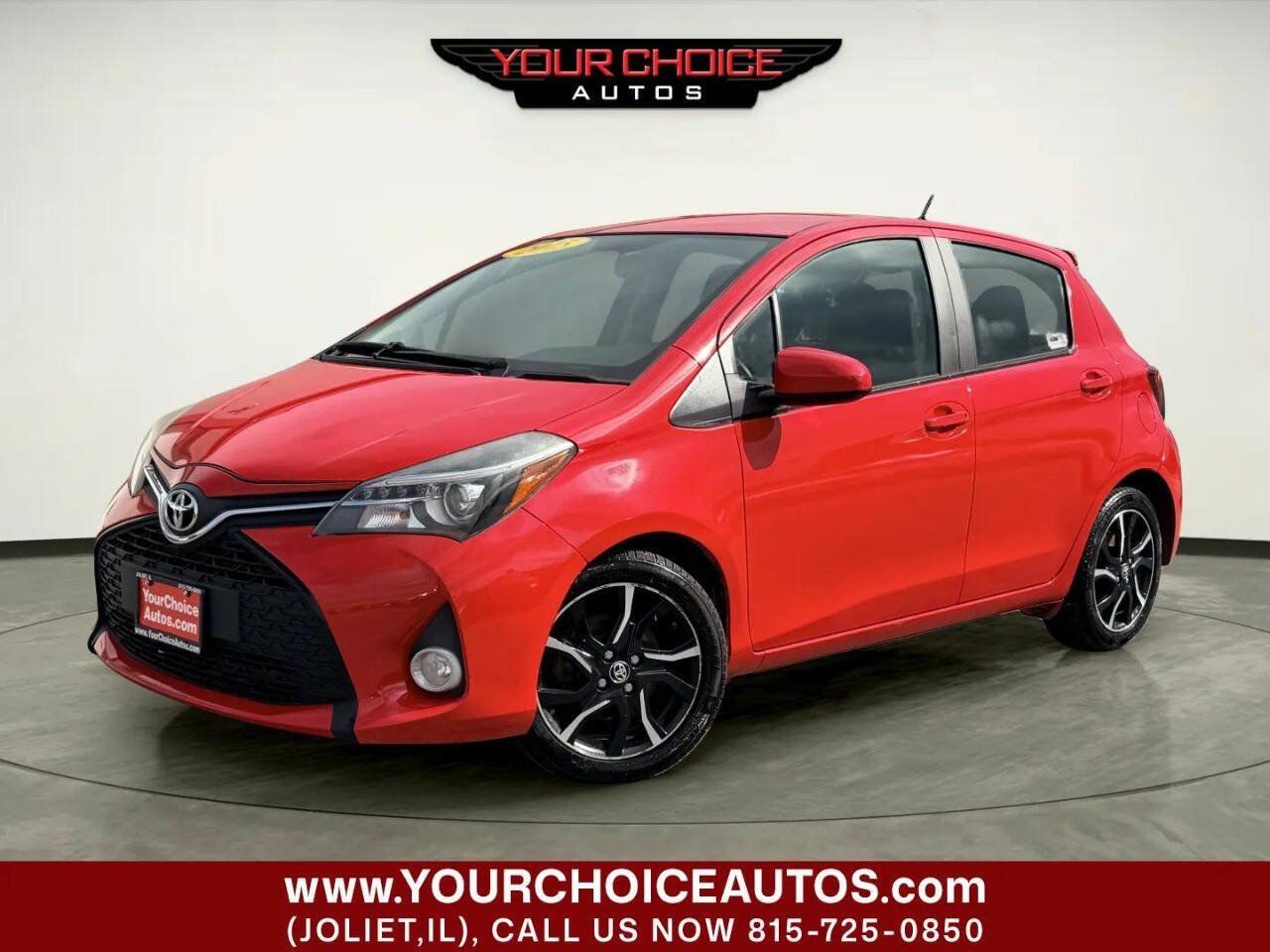 Used 2015 Toyota Yaris SE FWD image 1