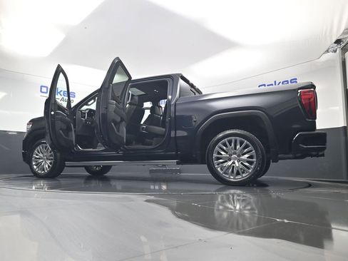 Used 2023 GMC Sierra 1500 Denali w/ Denali Reserve Package AWD/4WD image 64