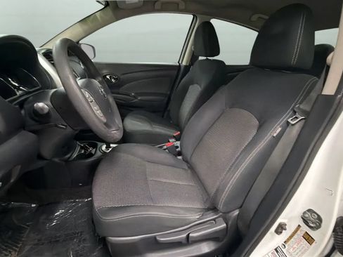 Used 2016 Nissan Versa SV FWD image 18