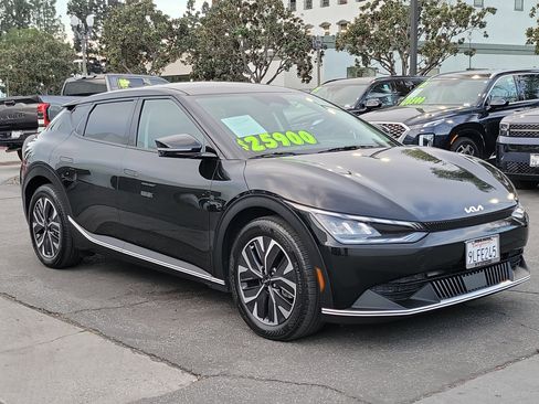 Used 2024 Kia EV6 Light image 28