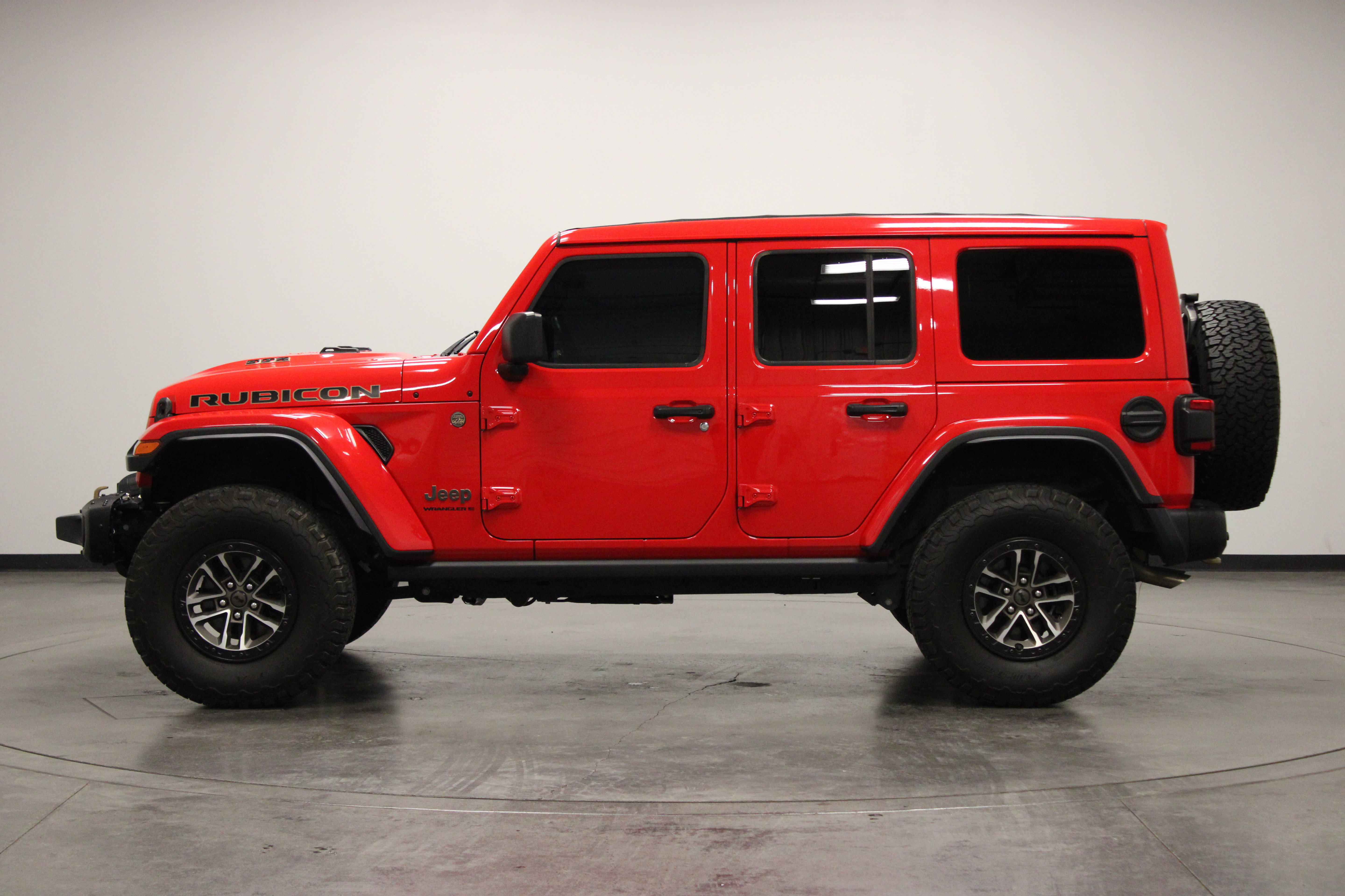 Used 2024 Jeep Wrangler Unlimited Rubicon 392 AWD/4WD image 5