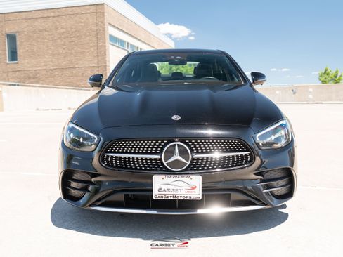 Used 2021 Mercedes-Benz E 350 4MATIC Sedan w/ Premium Package image 2