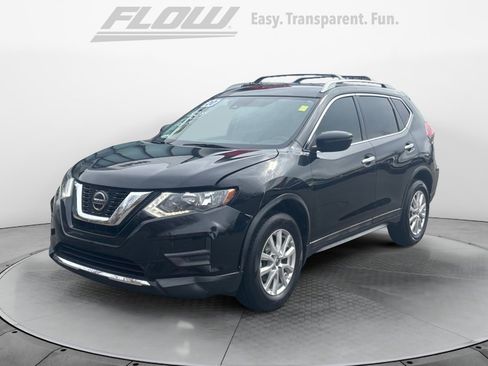 Used 2020 Nissan Rogue S w/ Special Edition Package image 4