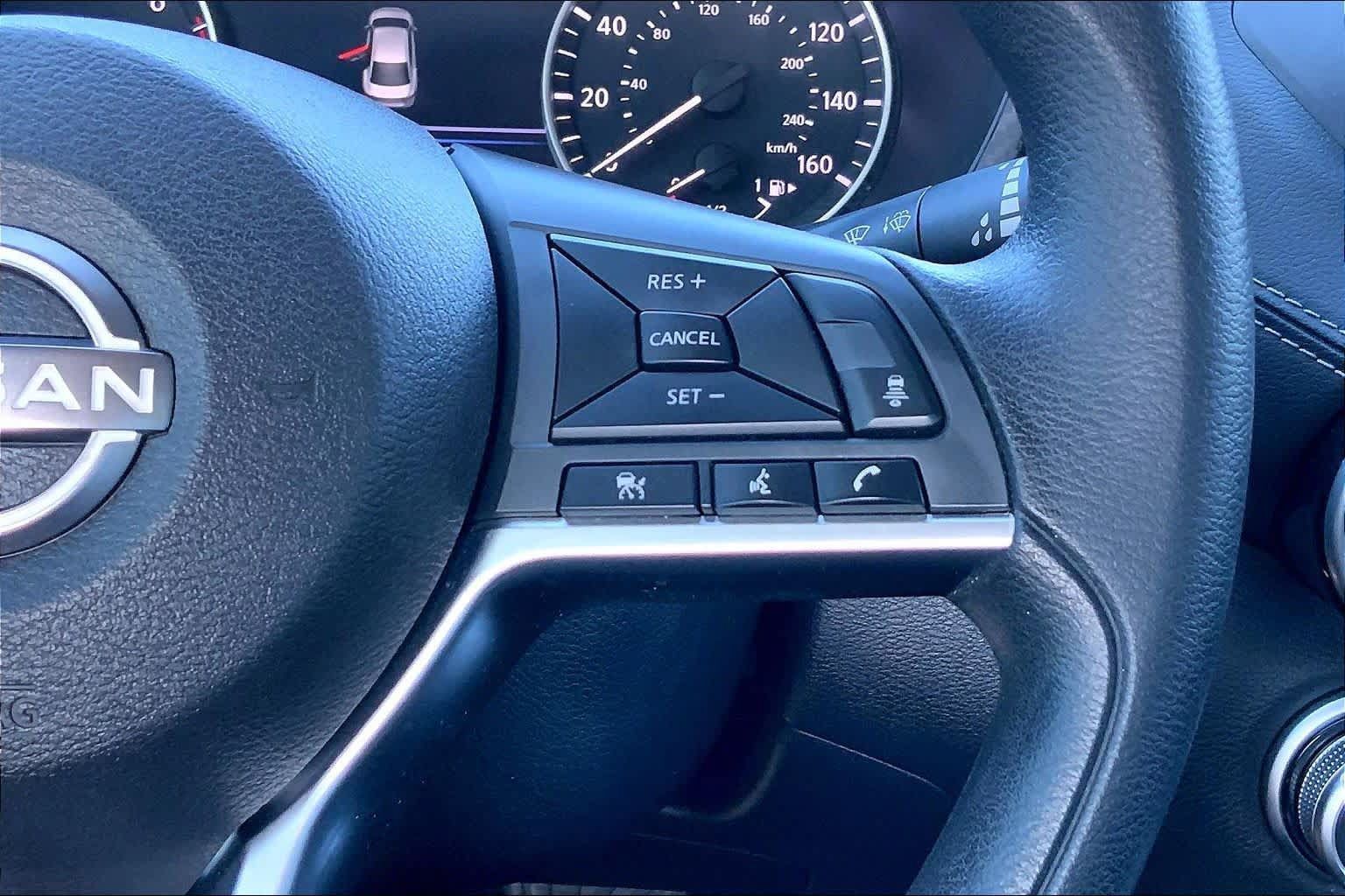Used 2024 Nissan Sentra SV FWD image 24