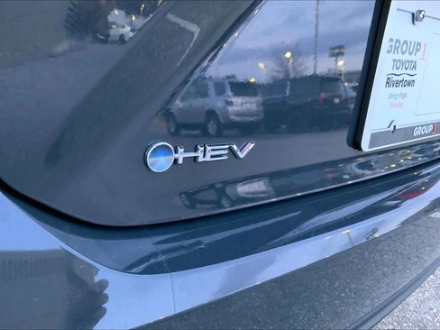 Used 2025 Toyota Camry LE image 29