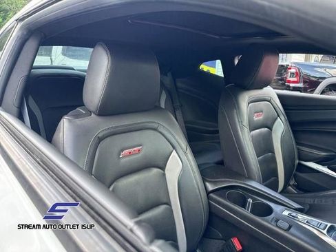 Used 2018 Chevrolet Camaro SS image 12
