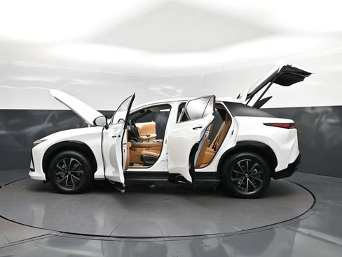 New 2026 Lexus RZ 350e 2WD image 46