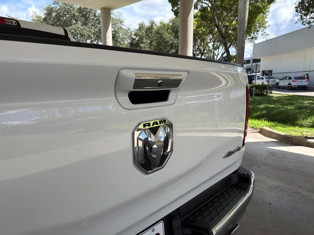 Used 2022 RAM 1500 Laramie AWD/4WD image 22