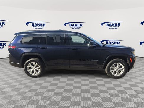 Used 2023 Jeep Grand Cherokee L Limited AWD/4WD image 9
