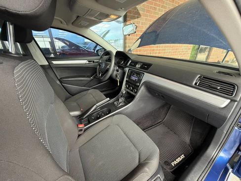 Used 2017 Volkswagen Passat 1.8T S image 17