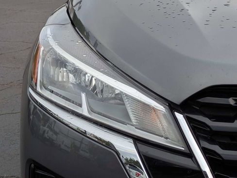 Used 2024 Nissan Kicks SV FWD image 10
