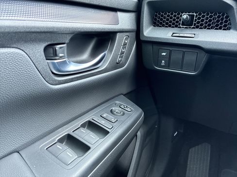 Certified 2025 Honda CR-V Sport-L image 41