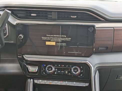 New 2026 GMC Sierra 2500 Denali Ultimate image 18