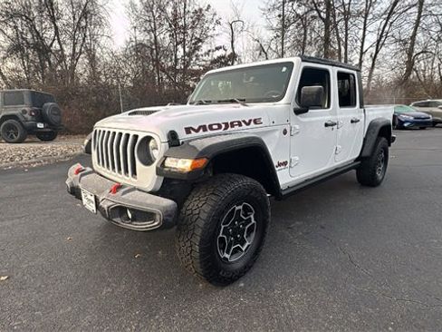 Used 2023 Jeep Gladiator Mojave w/ Cold Weather Group image 35