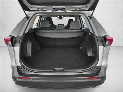 Used 2024 Toyota RAV4 XLE image 8