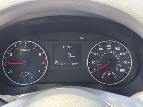 Used 2023 Kia Seltos LX AWD/4WD image 17