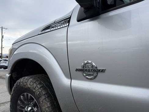 Used 2013 Ford F250 Platinum image 11