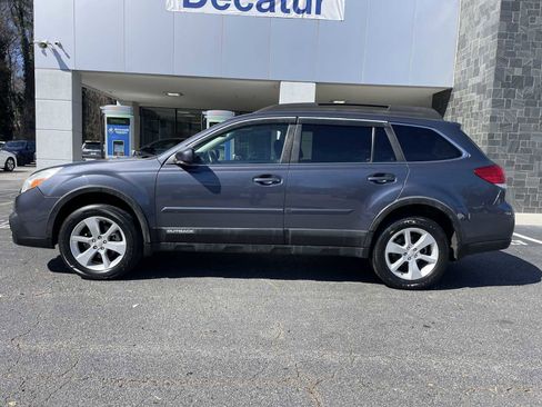 Used 2014 Subaru Outback 2.5i Premium w/ Moonroof Package image 2