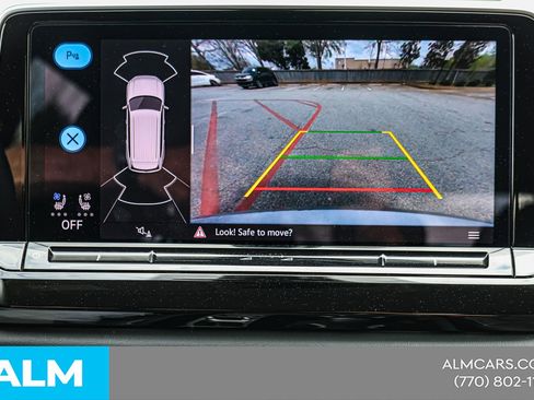 Used 2025 Volkswagen Atlas SE FWD image 30