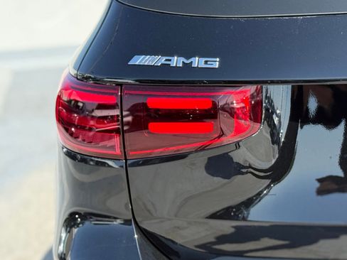 New 2026 Mercedes-Benz GLB 35 AMG 4MATIC image 9