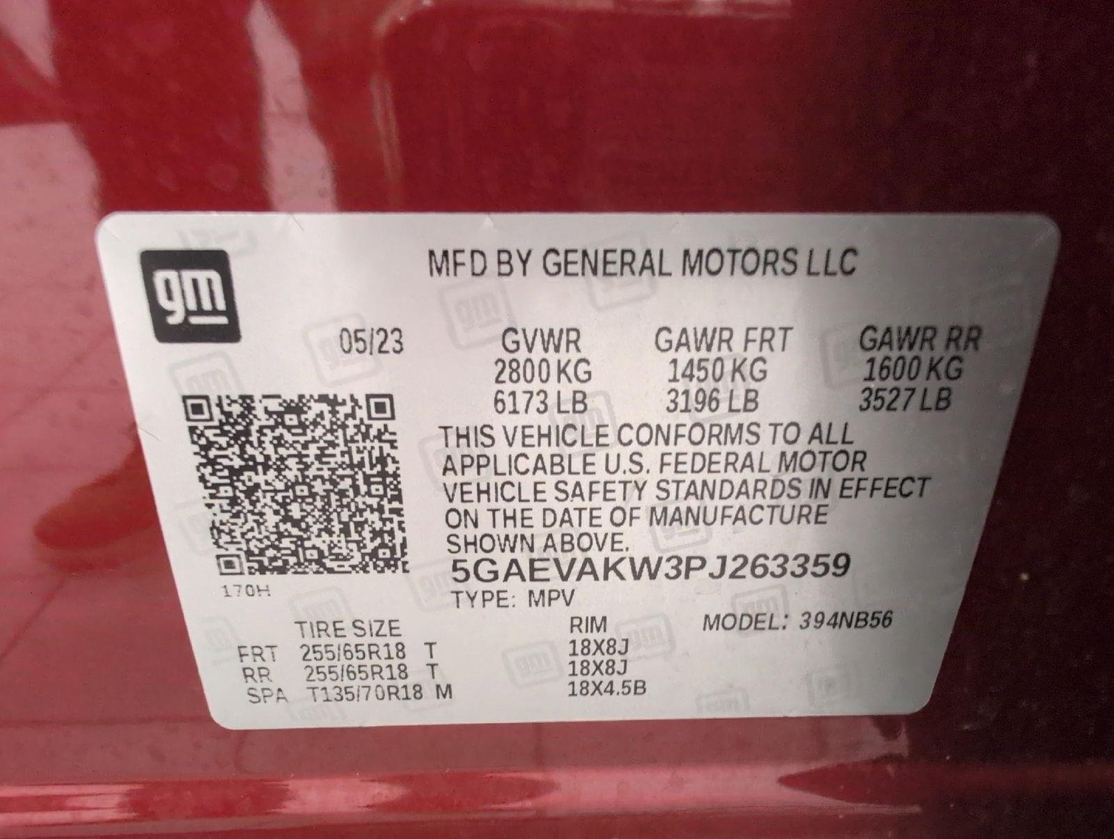 Used 2023 Buick Enclave Essence w/ LPO, Floor Liner Package AWD/4WD image 29
