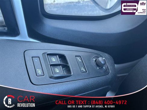 Used 2025 RAM ProMaster 2500 w/ Convenience Group FWD image 24