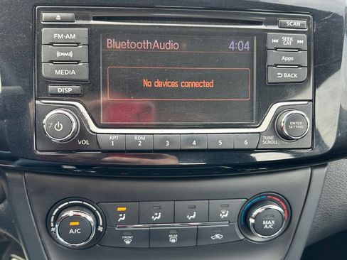 Used 2016 Nissan Sentra SV image 15