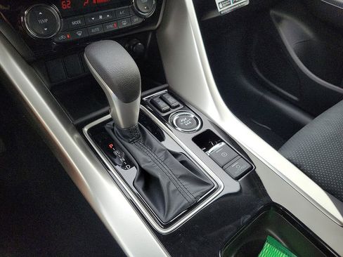 New 2025 Mitsubishi Eclipse Cross SE image 16