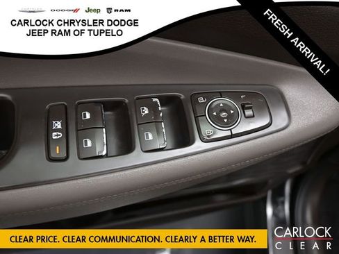 Used 2019 Hyundai Santa Fe SE image 14