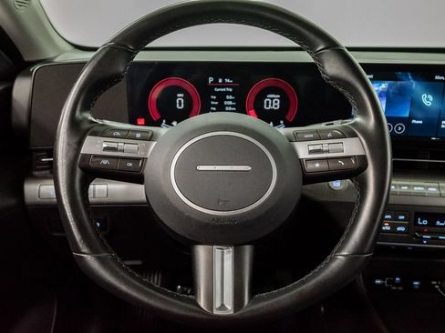 Used 2025 Hyundai Kona SEL FWD image 13
