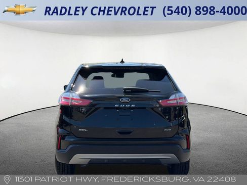 Used 2024 Ford Edge SEL image 16