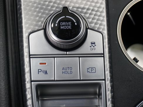 Used 2023 Genesis G70 2.0T w/ Sport Prestige Package AWD/4WD image 25
