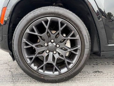 Used 2024 Jeep Grand Cherokee Summit w/ Adv Protech Group IV image 28