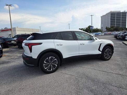 Used 2024 Chevrolet Blazer EV LT AWD/4WD image 14