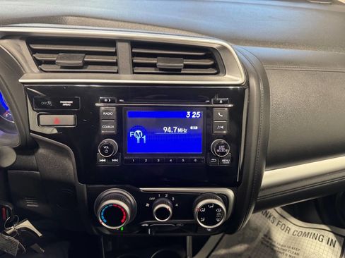 Used 2015 Honda Fit LX image 34