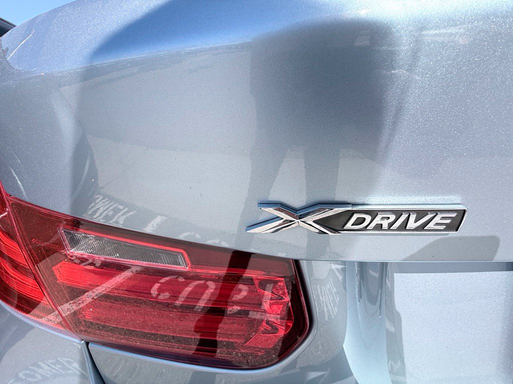 Used 2014 BMW 320i xDrive Sedan AWD/4WD image 7