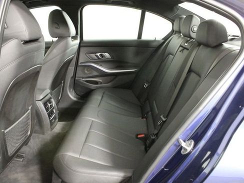 Used 2021 BMW 330i xDrive 330i xDrive w/ Convenience Package image 14