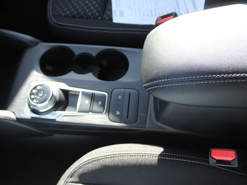 Used 2023 Ford Escape Active AWD/4WD image 27