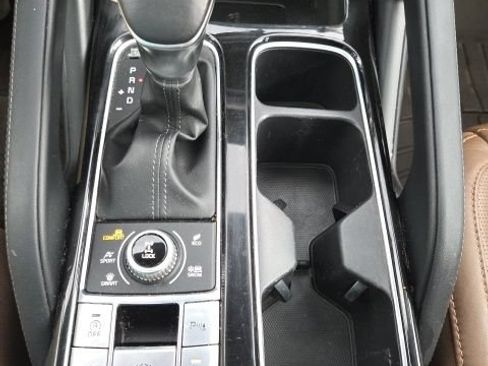 Used 2020 Kia Telluride SX w/ SX Prestige Package AWD/4WD image 18