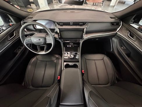 New 2026 Jeep Grand Cherokee L Limited AWD/4WD image 11