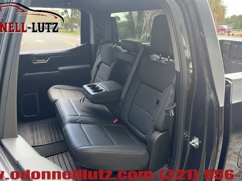 Used 2025 GMC Sierra 1500 SLT w/ SLT Premium Package RWD image 12