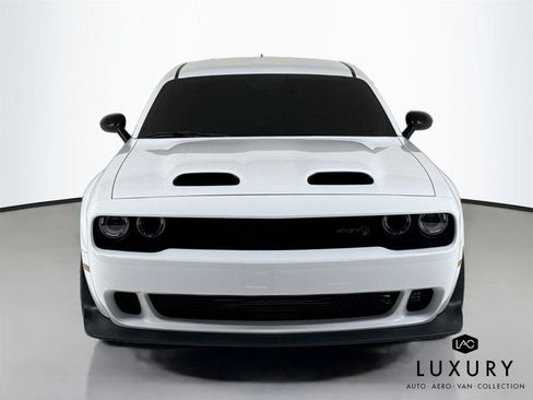Used 2021 Dodge Challenger SRT Hellcat Redeye image 9