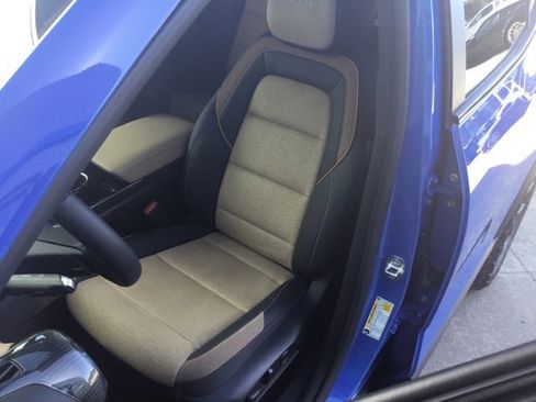 New 2025 Chevrolet Equinox ACTIV w/ Safety and Technology Package image 18